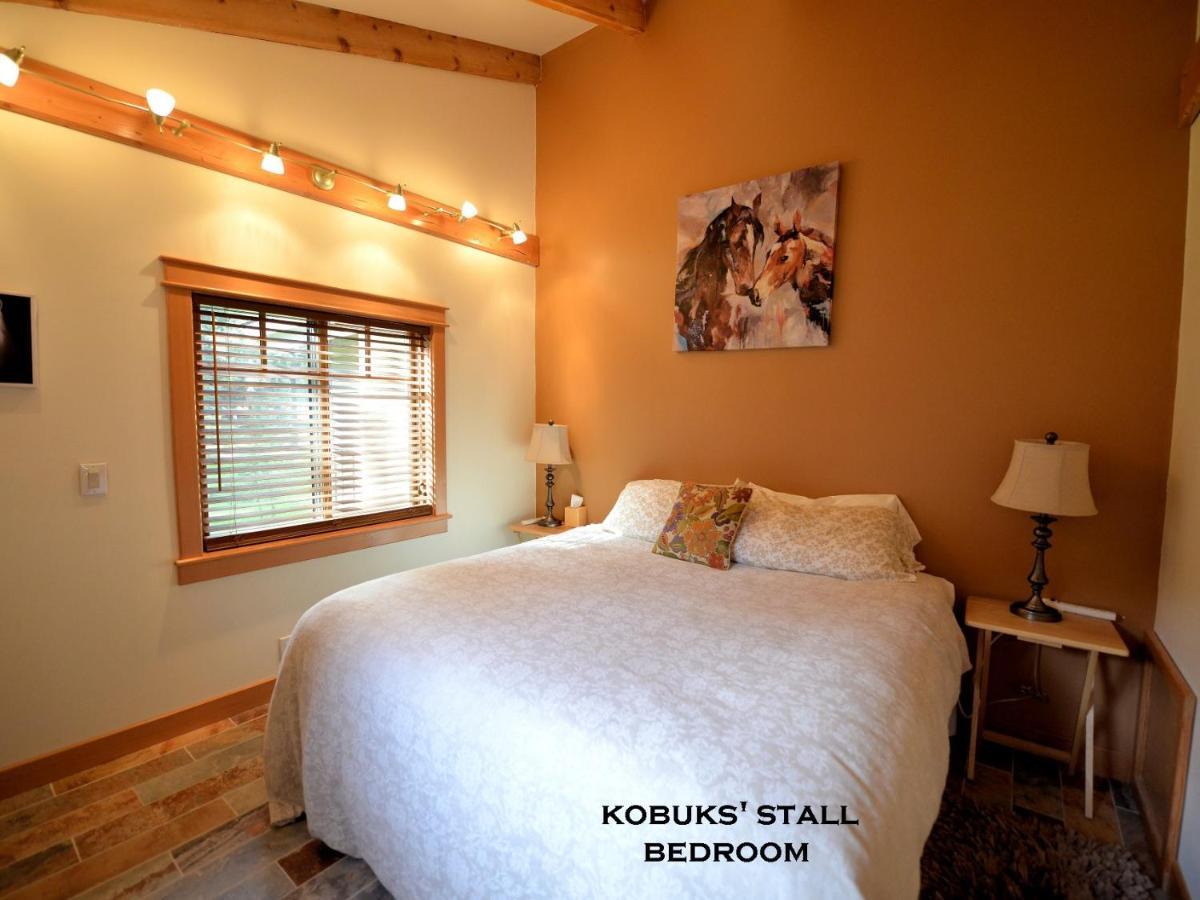 Carriage House Accommodations Girdwood Pokój zdjęcie