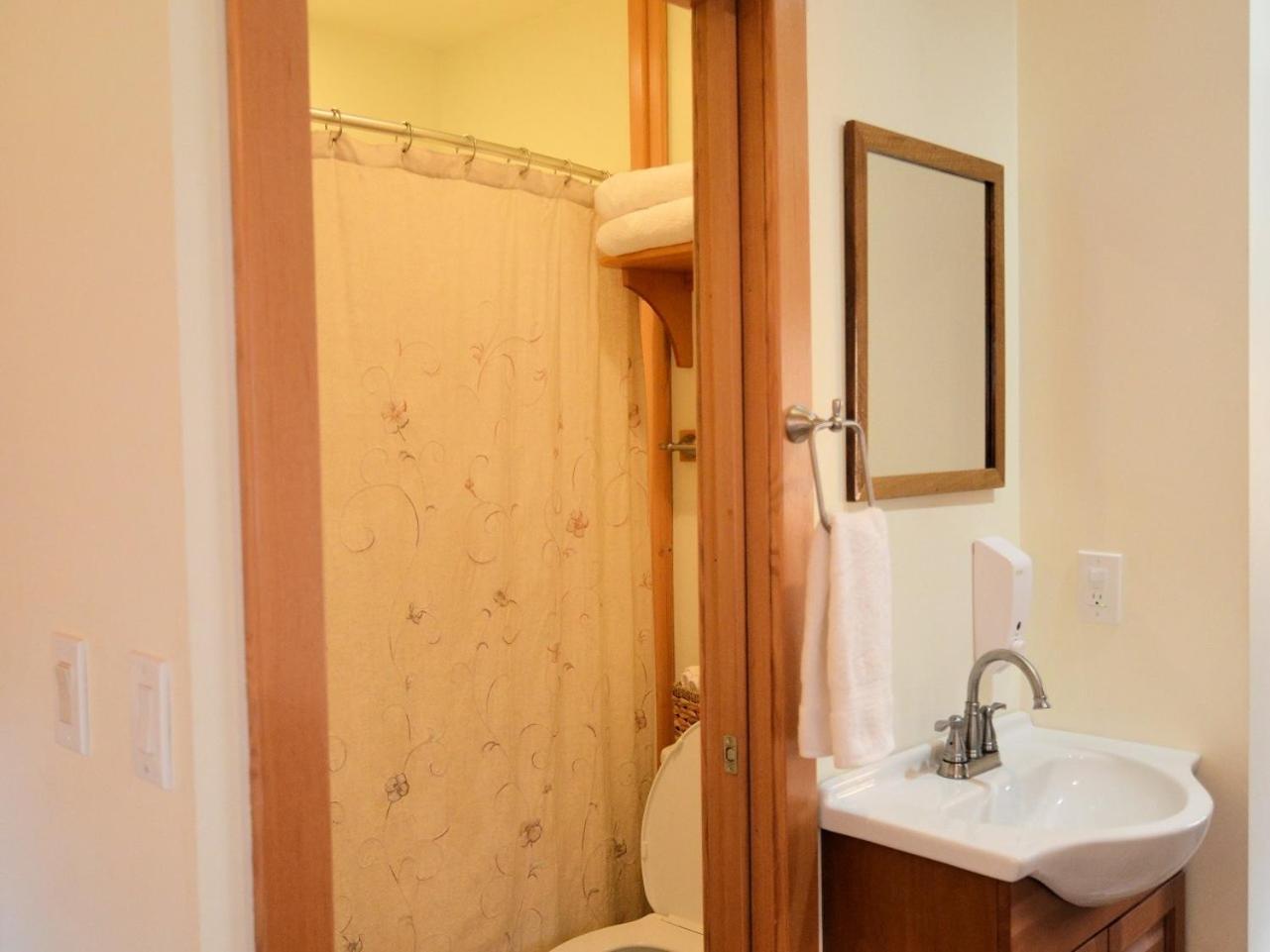 Carriage House Accommodations Girdwood Pokój zdjęcie